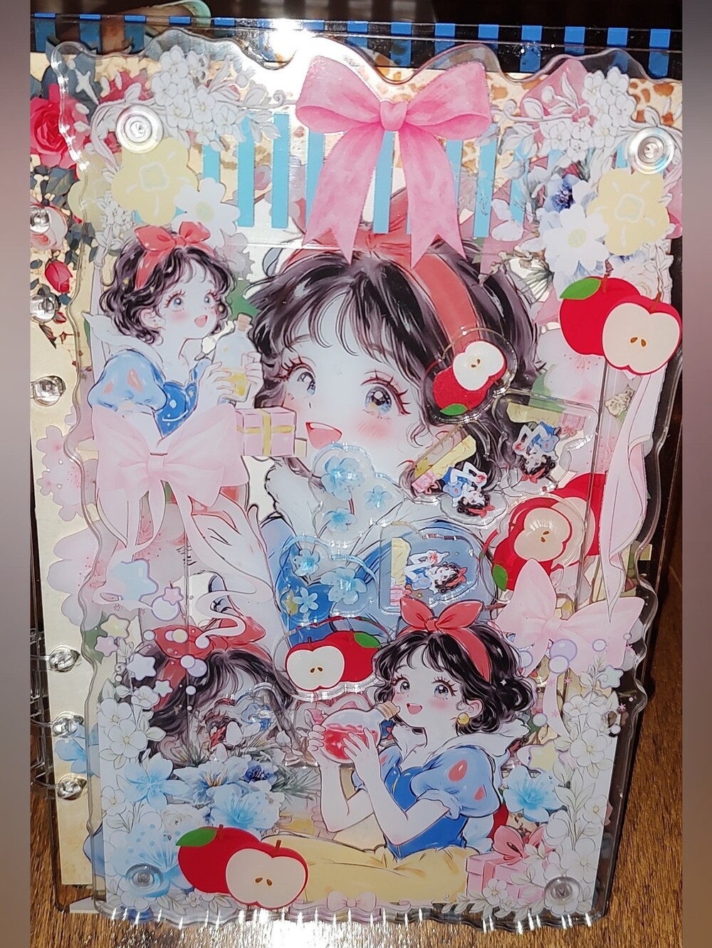 New! A5 Snow White Acrylic Shaker Notebook With Paper